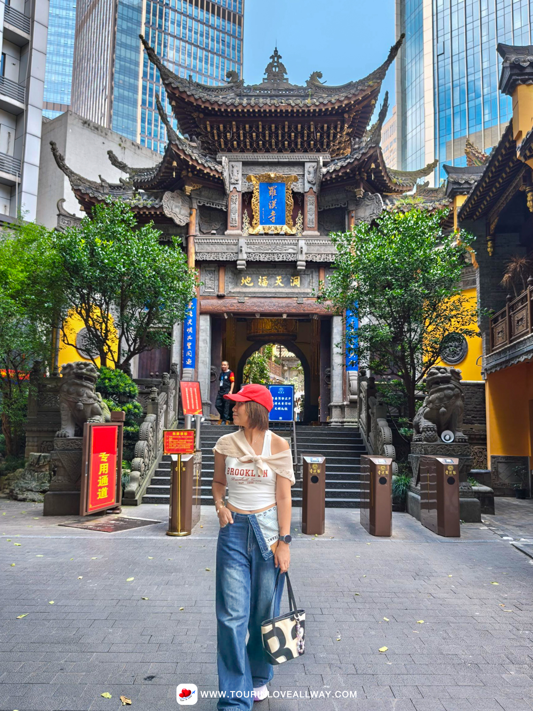 บ้านคุณพีระพล▪️ โปรแกรม : CHONGQING อิสระช้อปปิ้ง นั่งกระเช้าชมวิวแม่น้ำแยงซีเกียง 4D3N